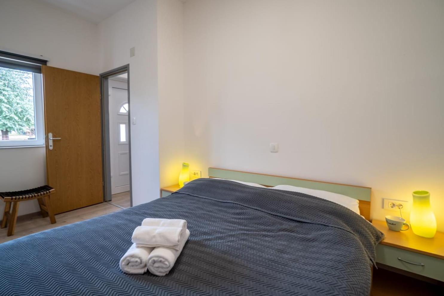 Apartman Mihovil Gospić Zewnętrze zdjęcie