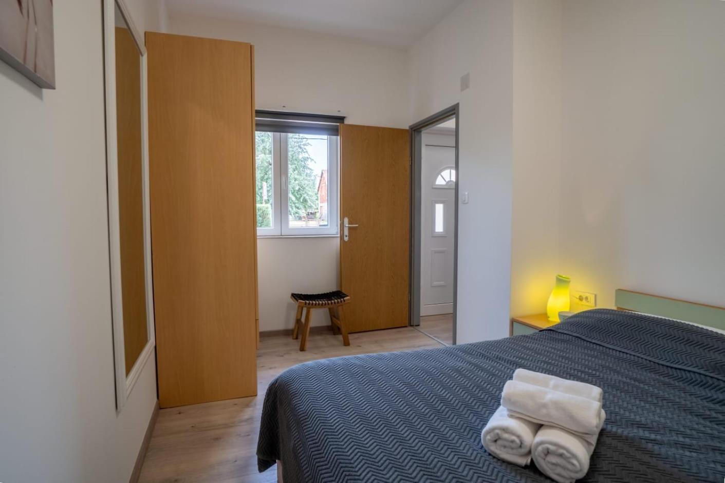 Apartman Mihovil Gospić Zewnętrze zdjęcie