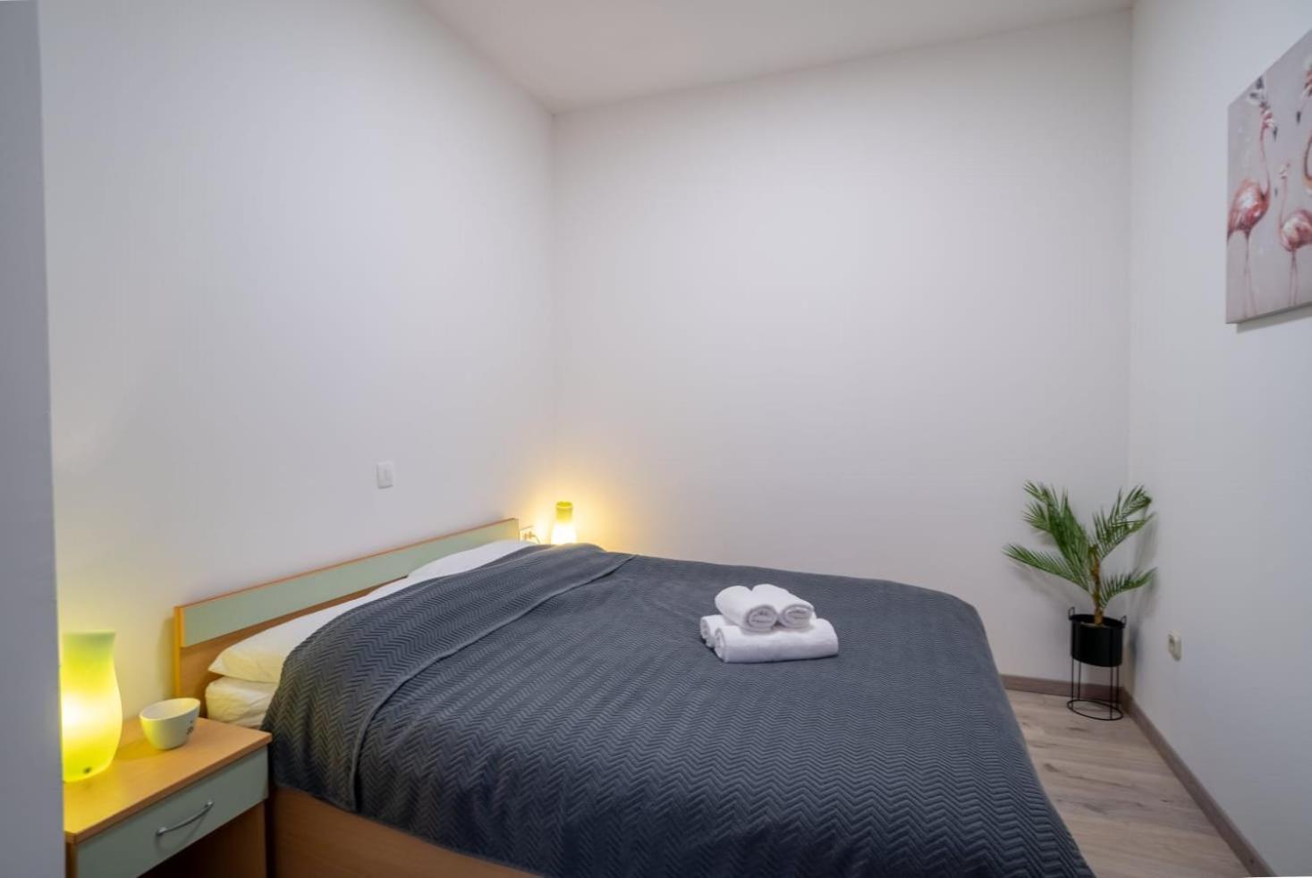 Apartman Mihovil Gospić Zewnętrze zdjęcie
